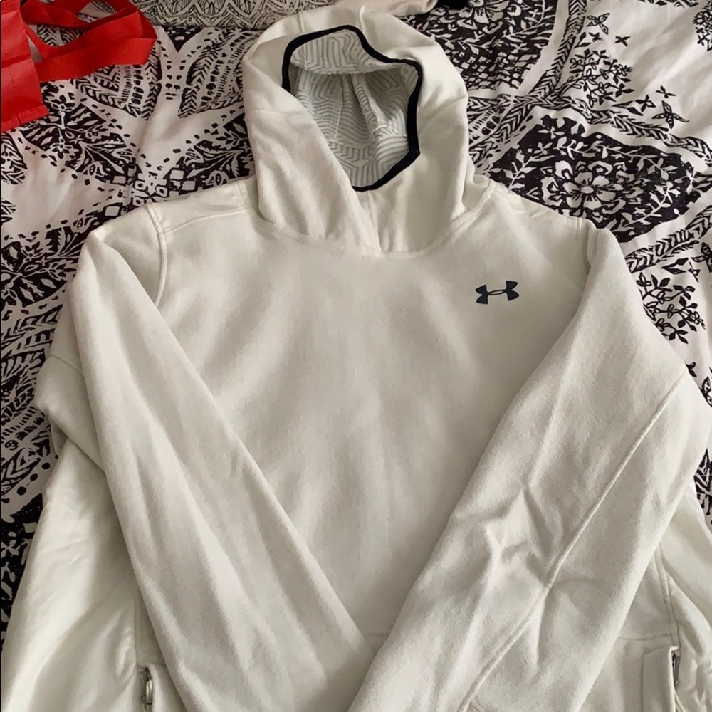 under armour hooded pullover
